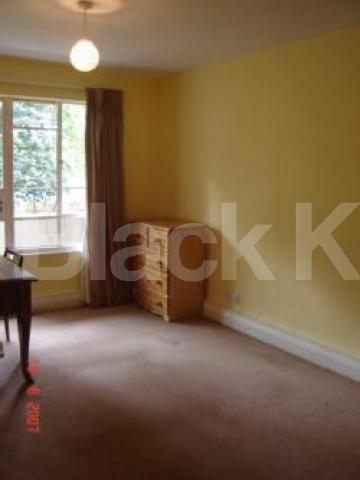 			LET!, 2 Bedroom, 1 bath, 1 reception Flat			 Park Road, CROUCH END N8